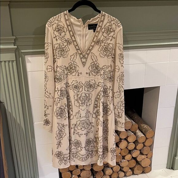 Needle & Thread Dresses & Skirts - Needle + thread blush beaded Floral Dress